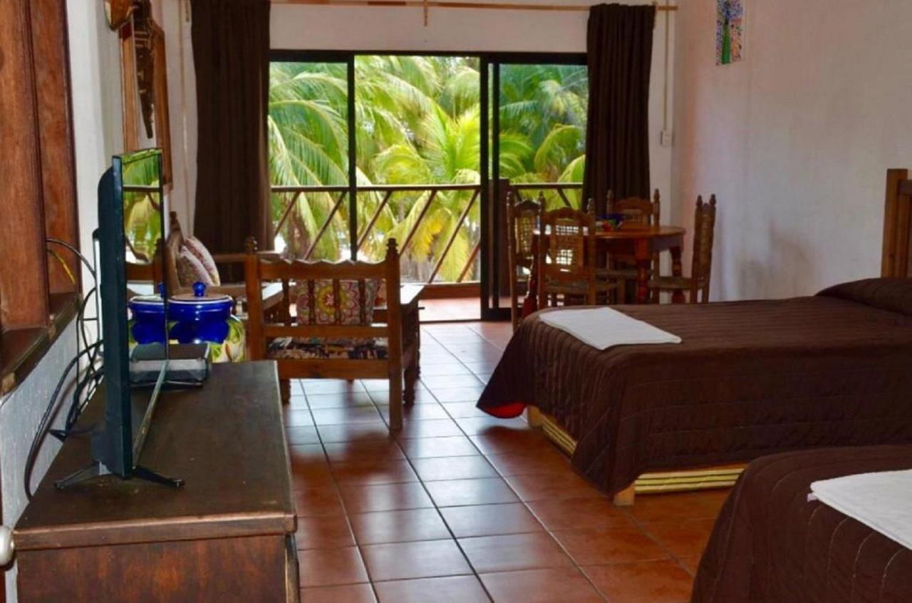 Vc Beach Suites Isla Mujeres Exterior photo