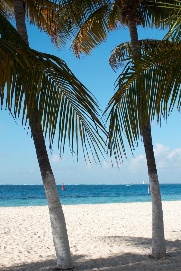 Vc Beach Suites Isla Mujeres Exterior photo